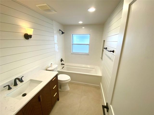 11440 4TH STREET E, Treasure Island, FL 33706