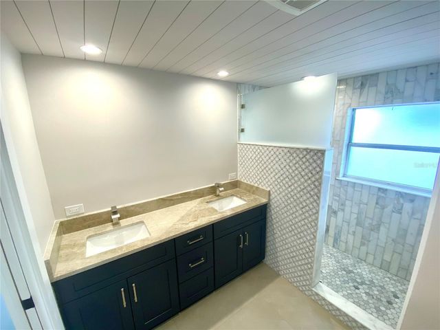 11440 4TH STREET E, Treasure Island, FL 33706