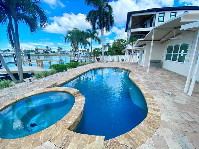 11440 4TH STREET E, Treasure Island, FL 33706