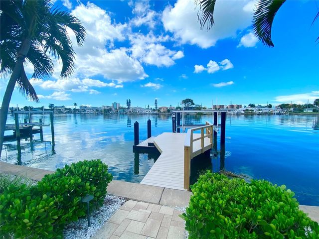 11440 4TH STREET E, Treasure Island, FL 33706