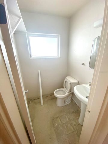 11440 4TH STREET E, Treasure Island, FL 33706