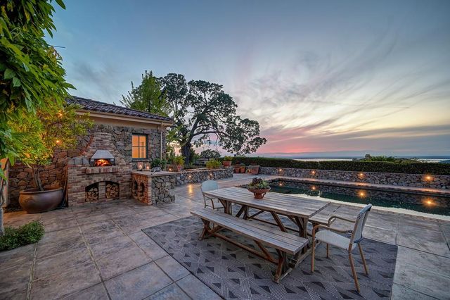 4610 Gresham Dr, El Dorado Hills, CA 95762