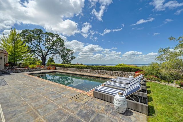 4610 Gresham Dr, El Dorado Hills, CA 95762