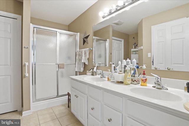 3822 FARMSTEAD DRIVE, Fayetteville, PA 17222