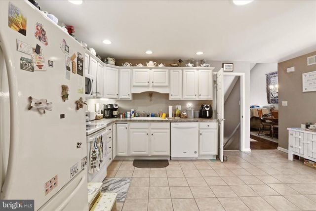 3822 FARMSTEAD DRIVE, Fayetteville, PA 17222