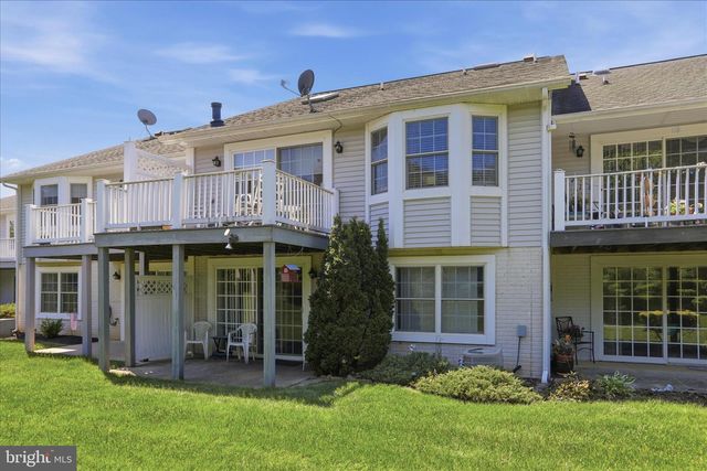 3822 FARMSTEAD DRIVE, Fayetteville, PA 17222