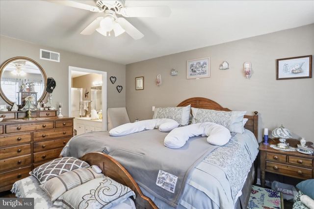 3822 FARMSTEAD DRIVE, Fayetteville, PA 17222