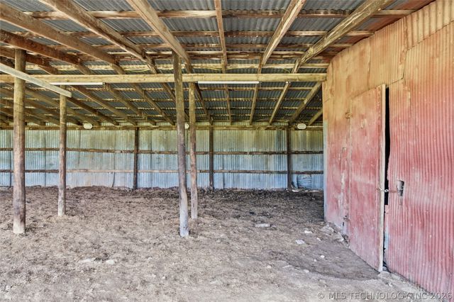 422985 E 1080 Road, Checotah, OK 74426