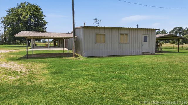 422985 E 1080 Road, Checotah, OK 74426