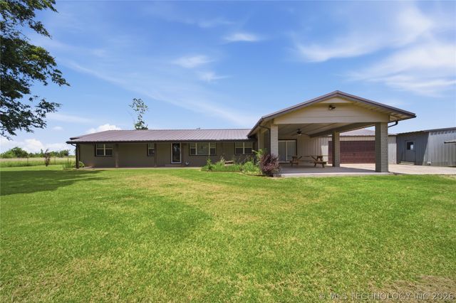 422985 E 1080 Road, Checotah, OK 74426