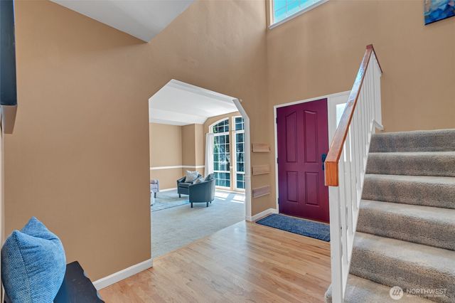 2052 NE Marina Vista Court, Poulsbo, WA 98370