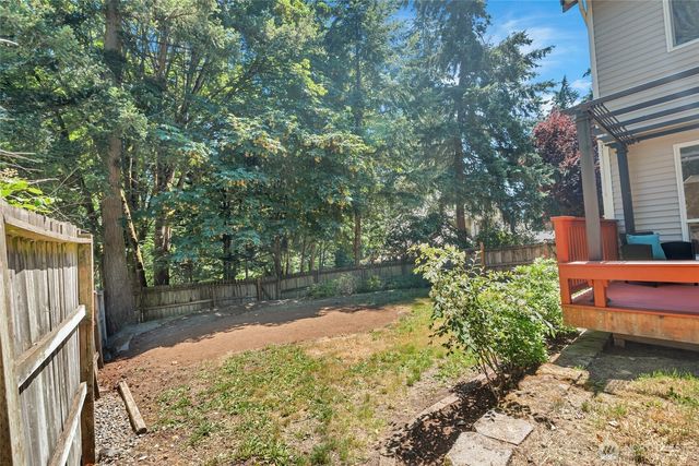 2052 NE Marina Vista Court, Poulsbo, WA 98370