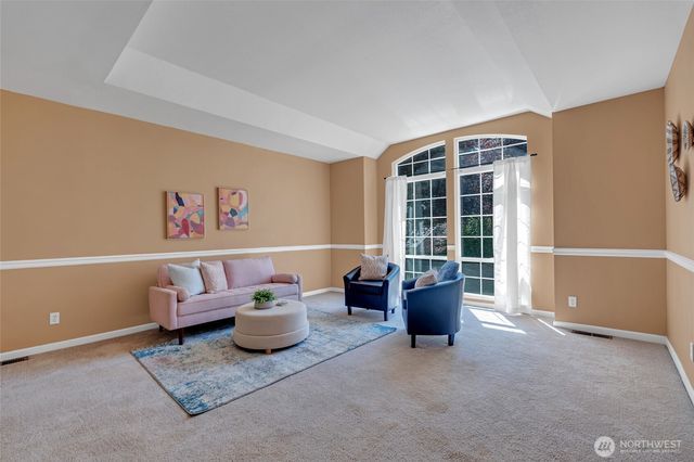 2052 NE Marina Vista Court, Poulsbo, WA 98370