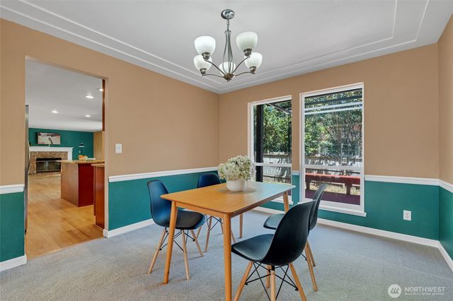 2052 NE Marina Vista Court, Poulsbo, WA 98370