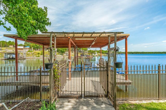 3245 Lakeside Drive, Granbury, TX 76048