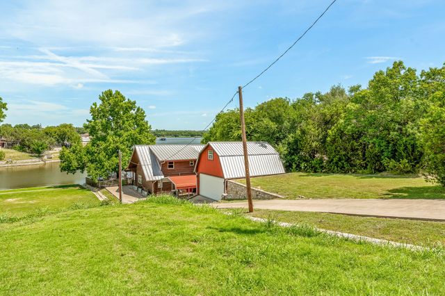 3245 Lakeside Drive, Granbury, TX 76048