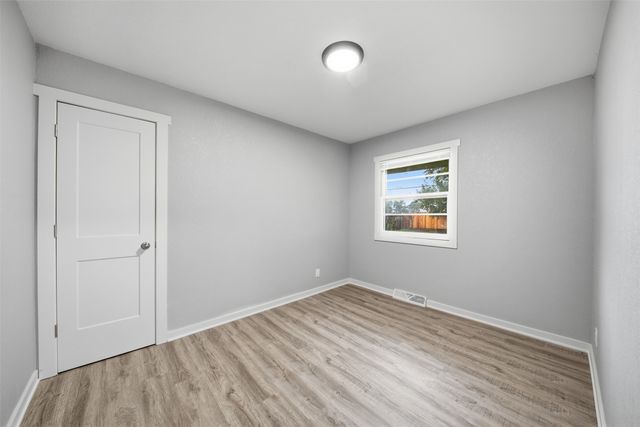 4029 64th Street, Urbandale, IA 50322
