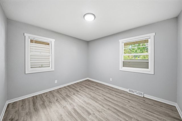 4029 64th Street, Urbandale, IA 50322