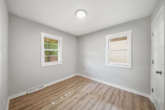 4029 64th Street, Urbandale, IA 50322