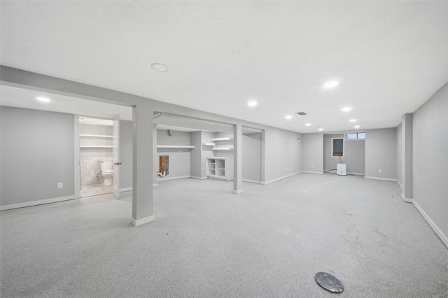 4029 64th Street, Urbandale, IA 50322