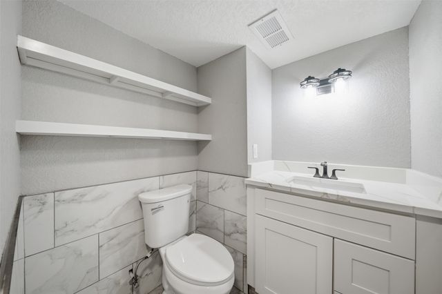 4029 64th Street, Urbandale, IA 50322