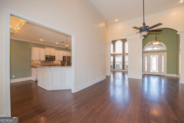 215 Highland Park Drive, Bonaire, GA 31005