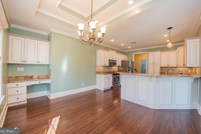 215 Highland Park Drive, Bonaire, GA 31005