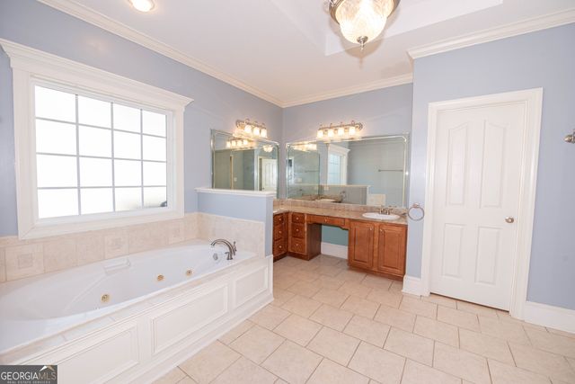 215 Highland Park Drive, Bonaire, GA 31005