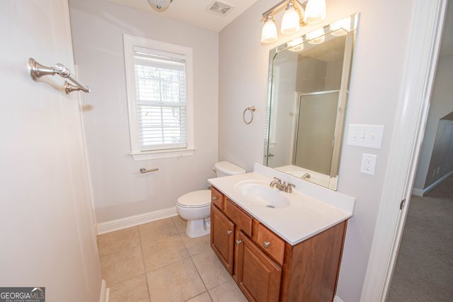 215 Highland Park Drive, Bonaire, GA 31005