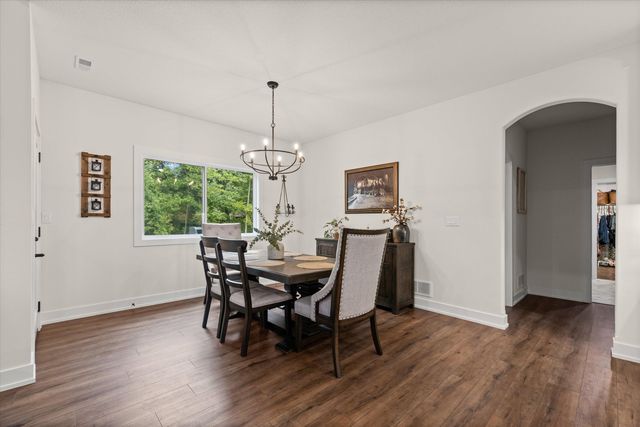105 WALTON HEATH CT, Columbia, MO 65201