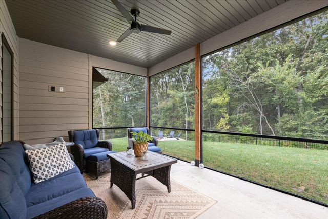 105 WALTON HEATH CT, Columbia, MO 65201