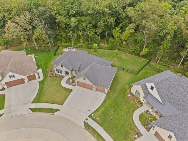 105 WALTON HEATH CT, Columbia, MO 65201
