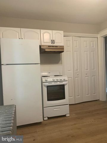 1301 BULLENS LN, Woodlyn, PA 19094