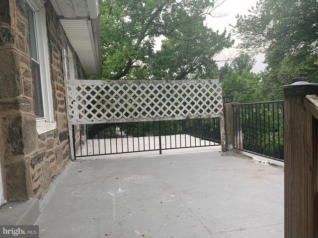1301 BULLENS LN, Woodlyn, PA 19094
