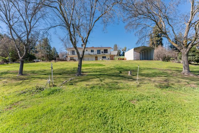 16610 Mustang Drive, Springville, CA 93265