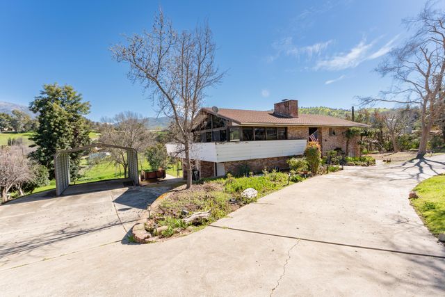 16610 Mustang Drive, Springville, CA 93265