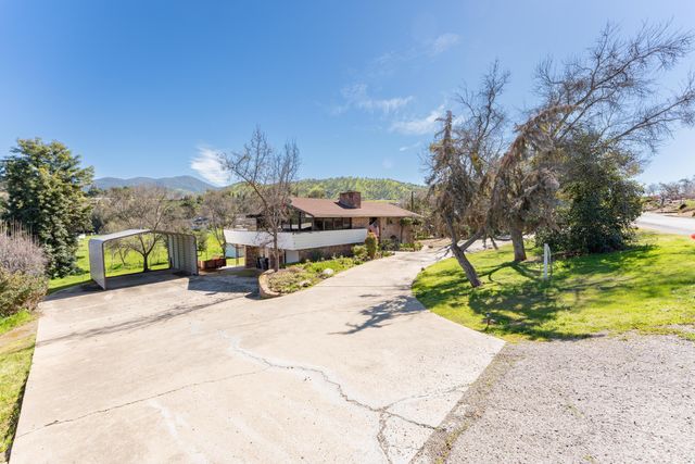 16610 Mustang Drive, Springville, CA 93265