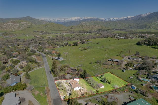 16610 Mustang Drive, Springville, CA 93265