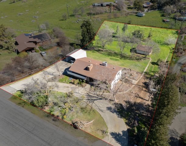 16610 Mustang Drive, Springville, CA 93265