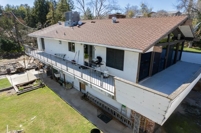 16610 Mustang Drive, Springville, CA 93265