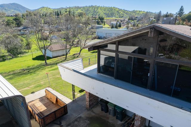 16610 Mustang Drive, Springville, CA 93265