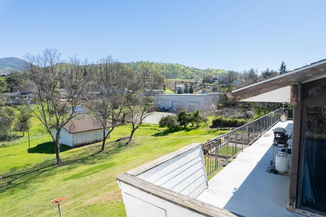 16610 Mustang Drive, Springville, CA 93265