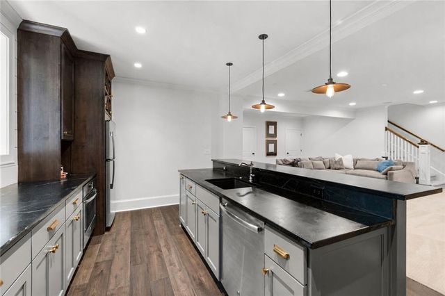 5331 Falmouth Road, Fairway, KS 66205