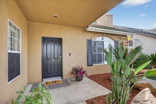 2885 E Ryan Lane, Fresno, CA 93720