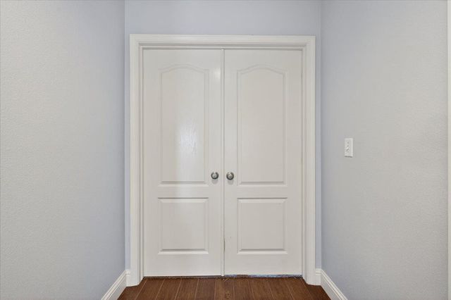 2885 E Ryan Lane, Fresno, CA 93720