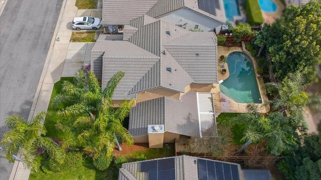 2885 E Ryan Lane, Fresno, CA 93720