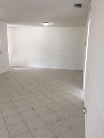 12276 Royal Palm Boulevard A-7, Coral Springs, FL 33065