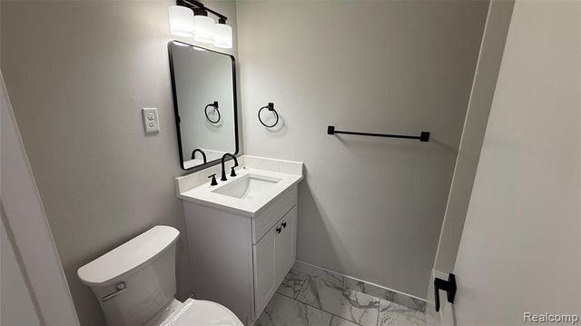 805 S Carlson Street, Westland, MI 48186