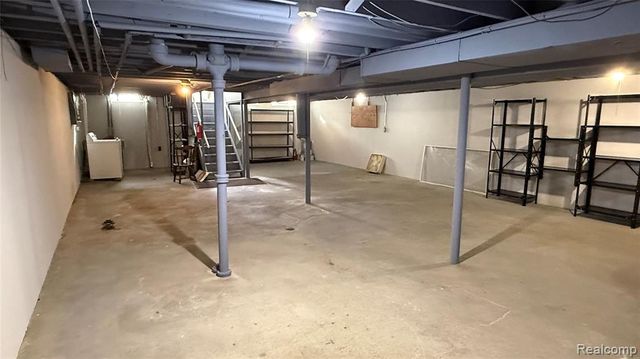 805 S Carlson Street, Westland, MI 48186