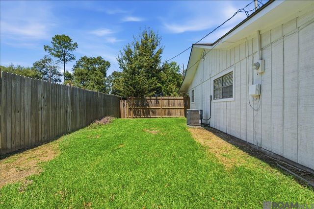 13900 Achord Ln, Walker, LA 70785